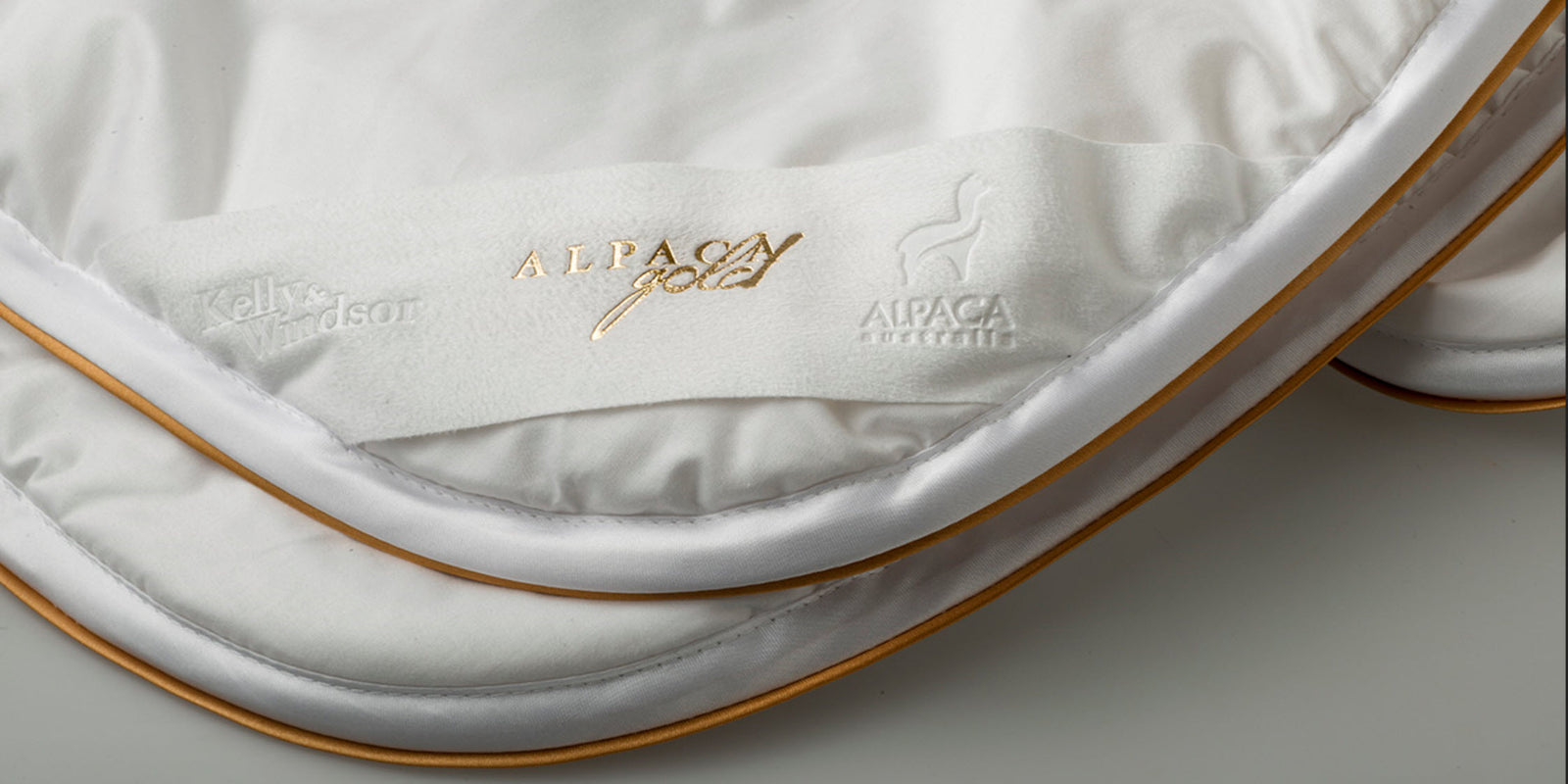 Alpaca Gold quilt sash and trim