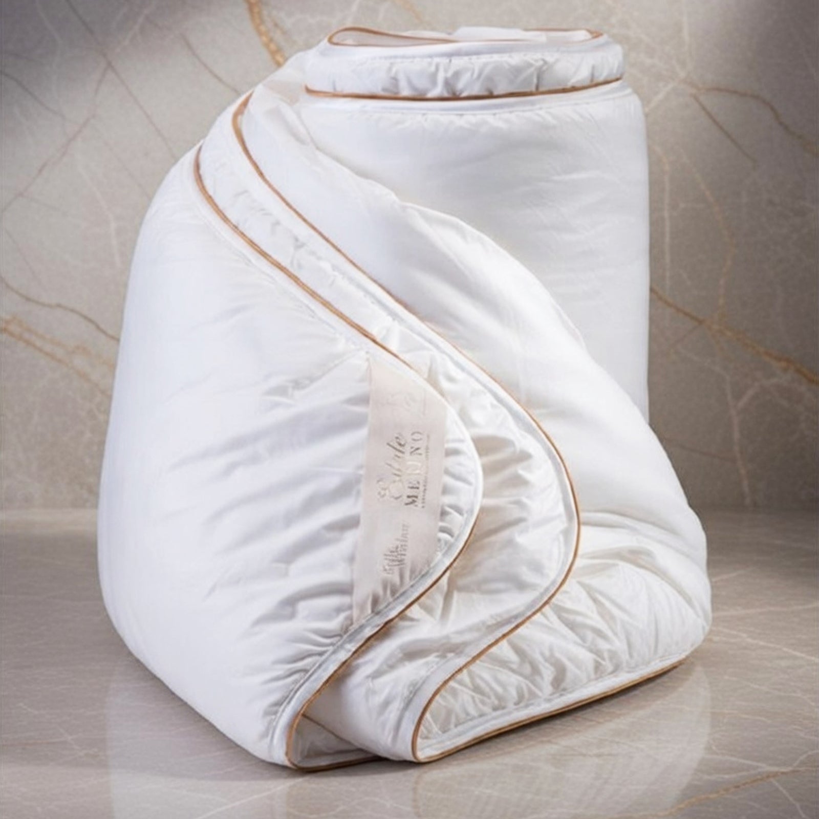 Kelly & Windsor Estate Merino Wool Quilt - product