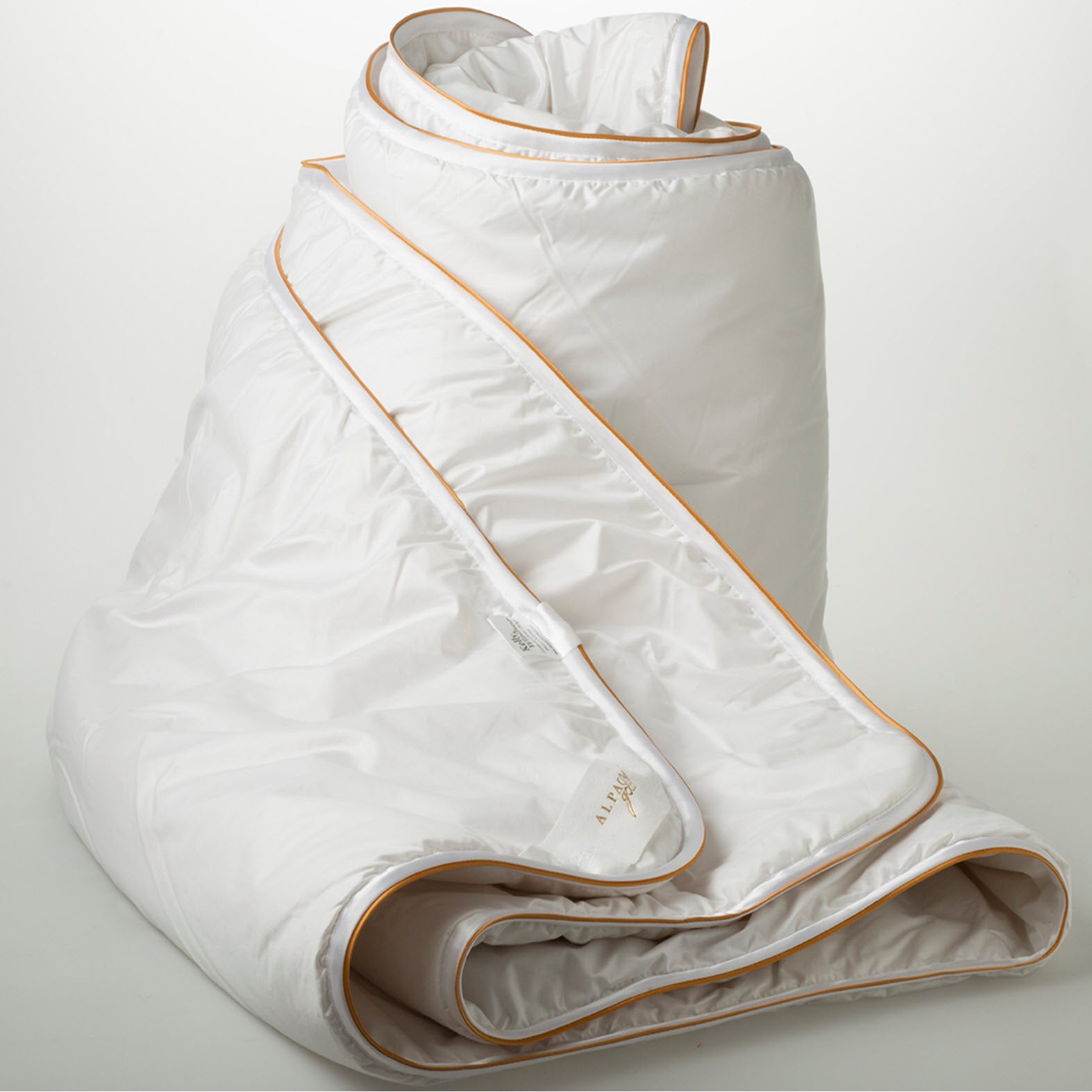 Alpaca Gold 600 Quilt | Kelly and Windsor Australian Alpaca Quilts