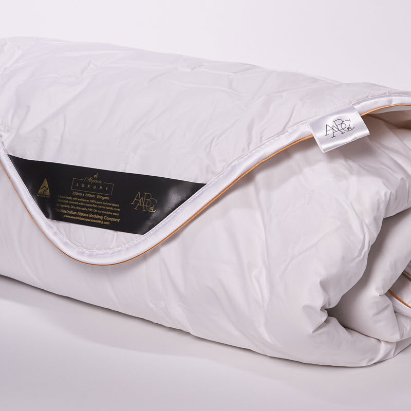 Alpaca Luxury 400 Quilt | Kelly and Windsor Australian Alpaca Quilts