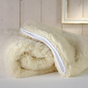 Thick dense alpaca wool pile fabric for luxurious sleeping comfort 