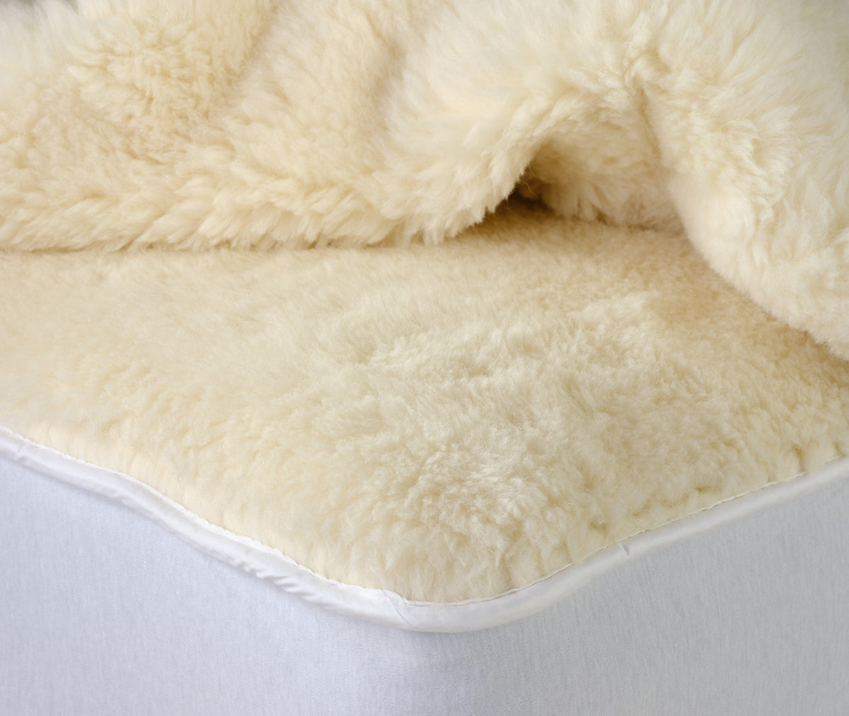 Alpaca wool underblankets are smooth and soft